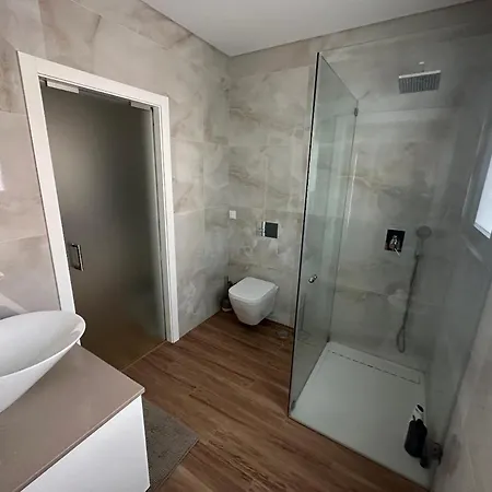 Luxury 埃里塞拉