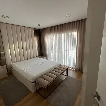 Luxury 度假居 *